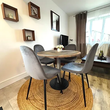 Apartment Evasion Pres De Verneuil D'avre, Charme Assure !